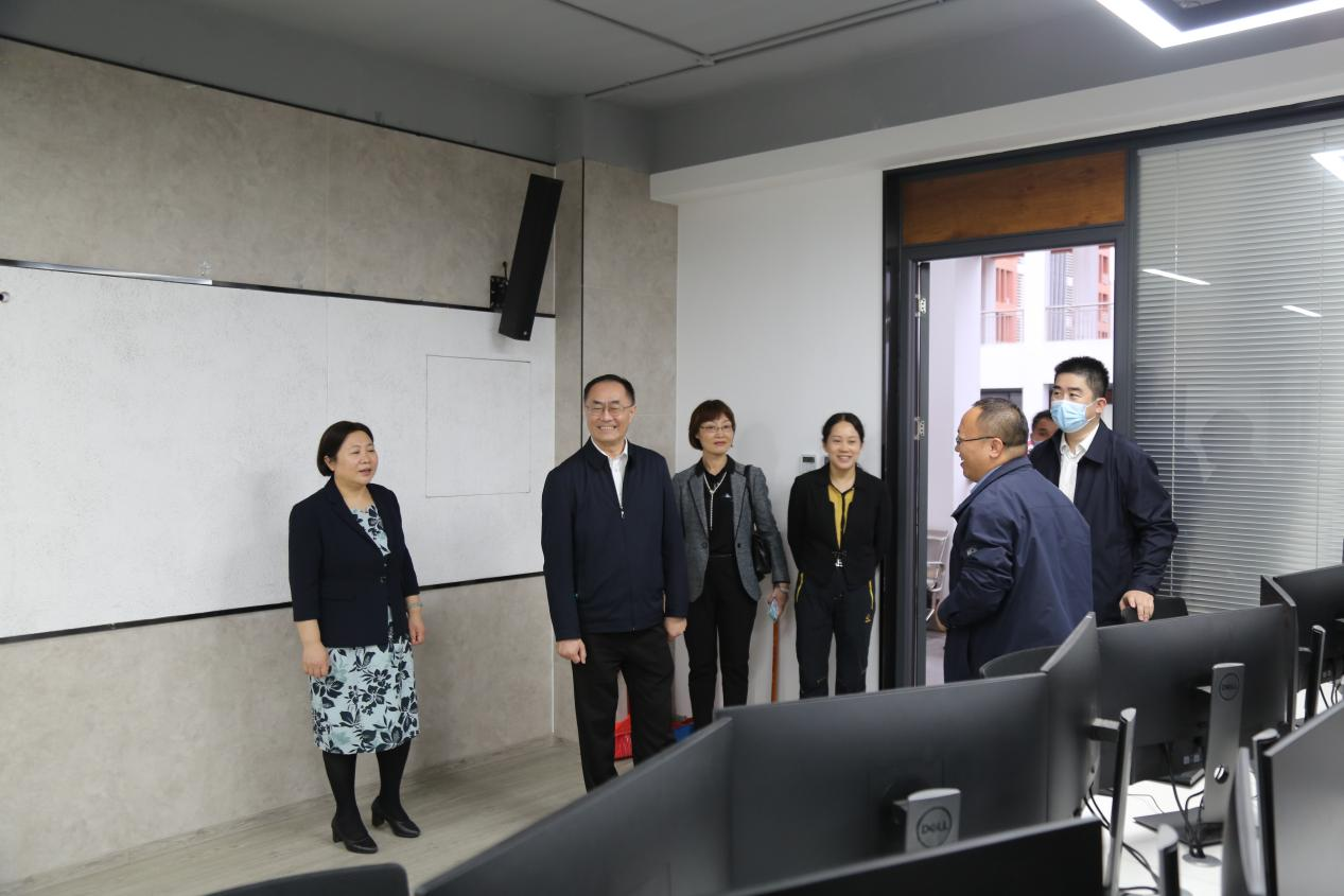 江小群司长参观金年会金字招牌建筑信息模型(BIM)职业技能等级证书全国首个示范性教学实训考试一体化基地 